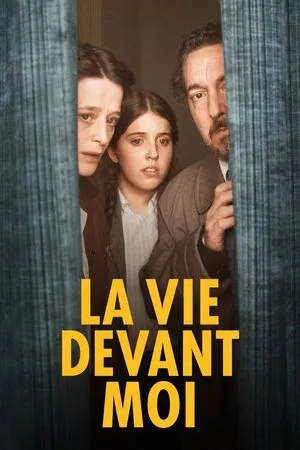 Affiche du film La Vie devant moi