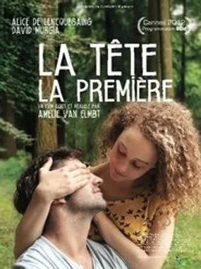 Affiche officielle du film La tête la première (2012) en French - Regarder en streaming sur GauloisFlix