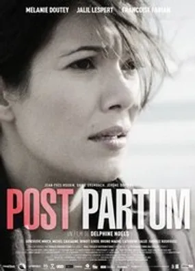 Affiche officielle du film Post Partum (2013) en French - DVDRIP - Regarder en streaming sur GauloisFlix